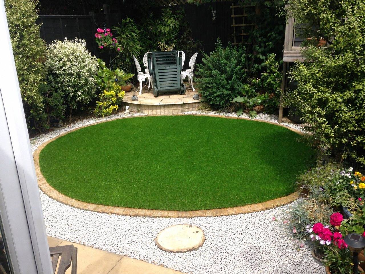 Supreme Lawn — South West London